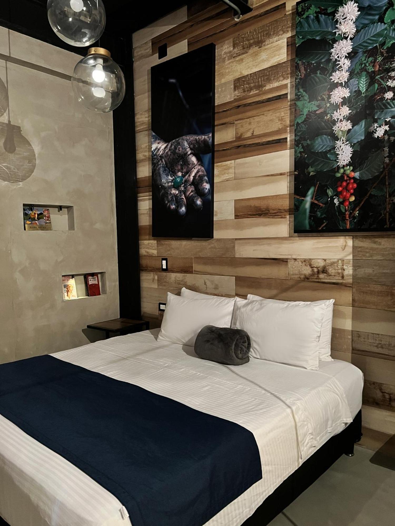 Hotel Lleras Medellin Exterior photo